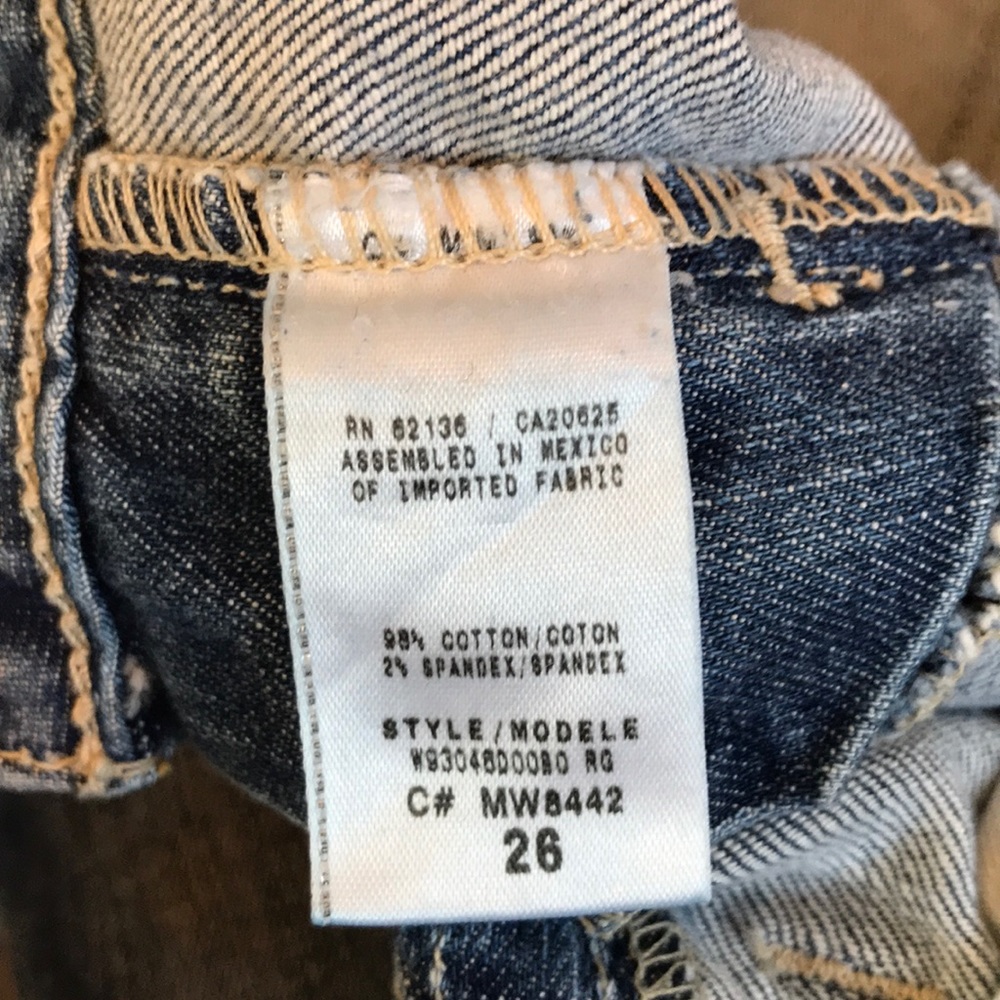 Guess Jeans - Picture 4 of 8